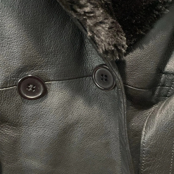 Reliable Source Fur-Lined 100% Leather Coat Size M - Picture 10 of 14